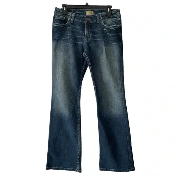 BKE Wendi Stretch Bootcut Jeans Mid Rise Med Blue Wash Denim Women Size 28 - Picture 1 of 8